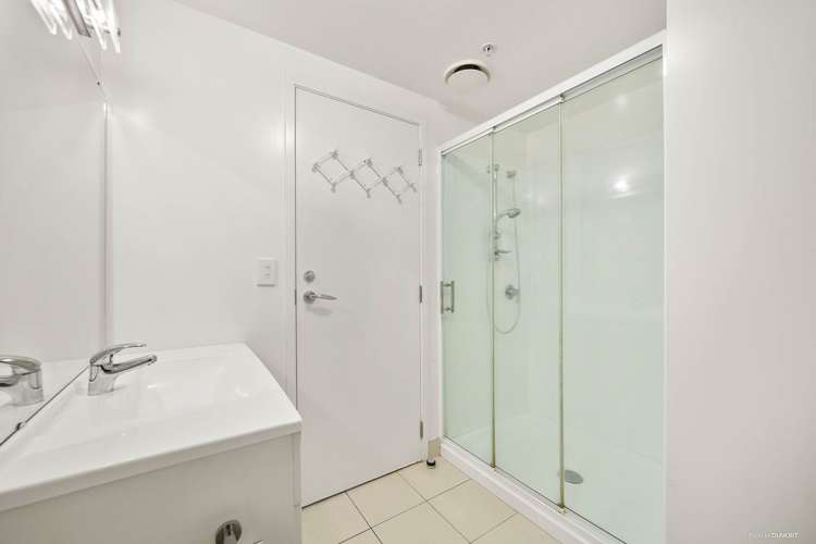 810/152 Hobson Street Auckland Central_11