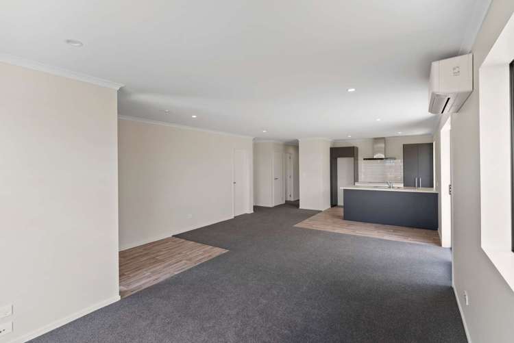 86 Broadway Parade Rolleston_1