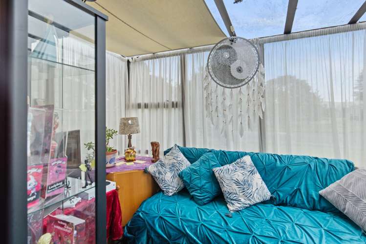 28 Woods Avenue Matua_6