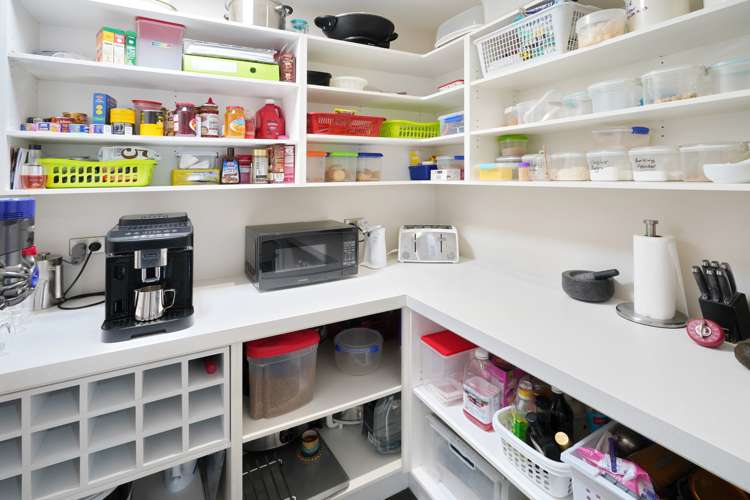 2/4 Wineberry Avenue Amberley_2