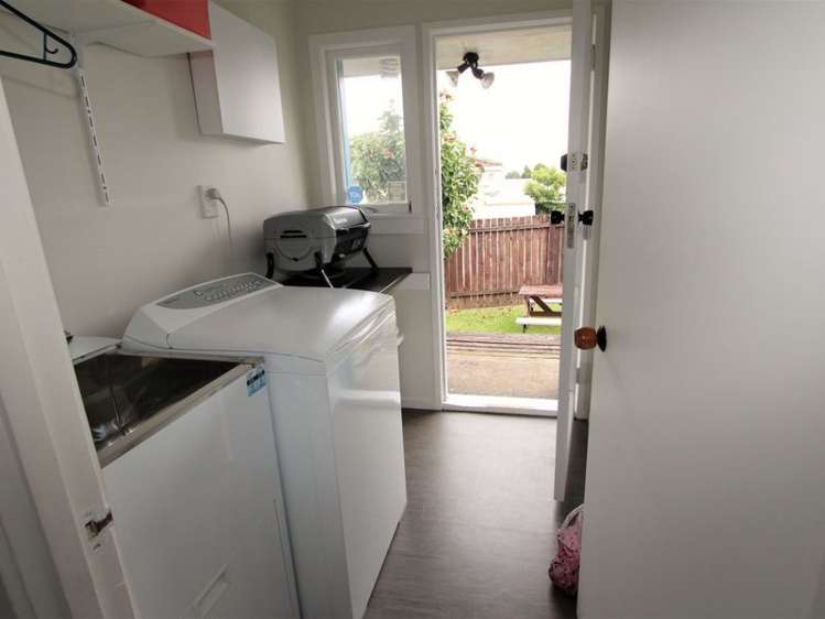 65 John Walker Drive Manurewa_5