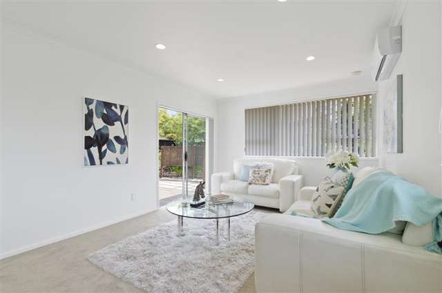 83 Advene Road 10667_4