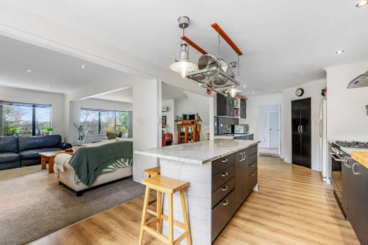 1/1 Sharon Road Browns Bay_6