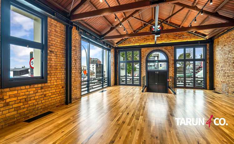 GF4/582 Karangahape Road_0
