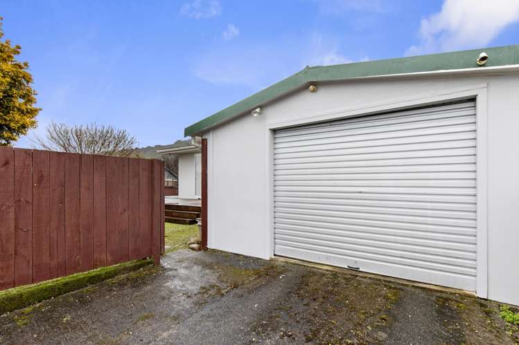 1 Harvard Grove Totara Park_15