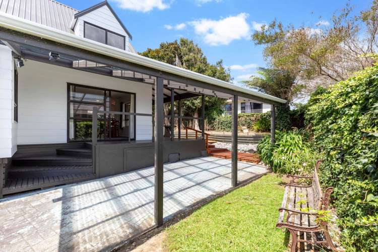 3 Gleneagles Grove Wattle Downs_16