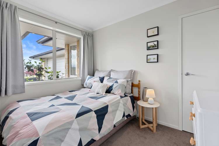 10 Carex Close Pyes Pa_16