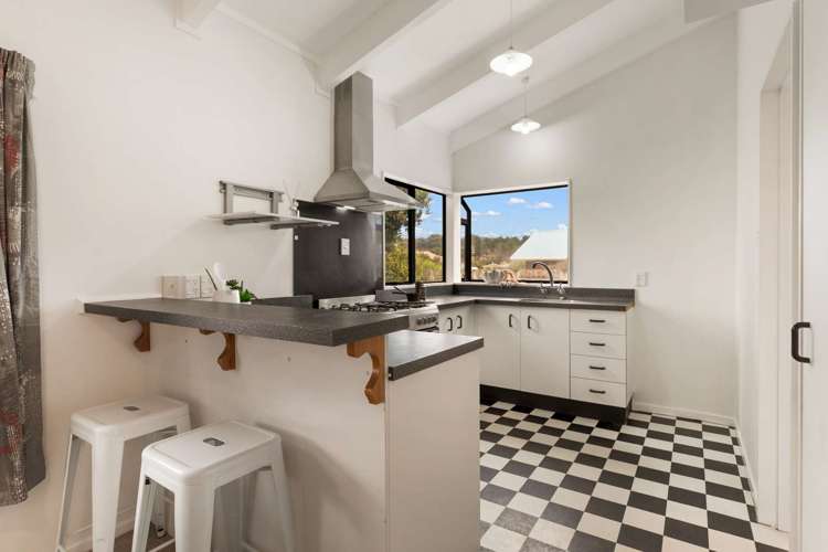 9 Cousins Avenue East Foxton Beach_9