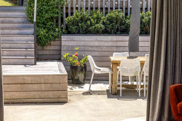 70 Queens Drive Oneroa_29