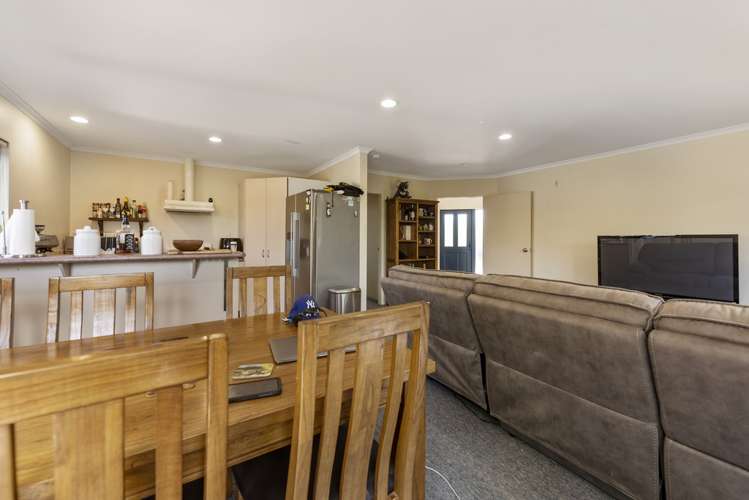10 Karia Grove Papamoa_6