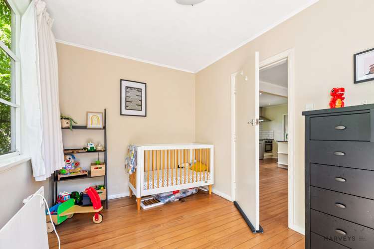 76 Titirangi Road New Lynn_10