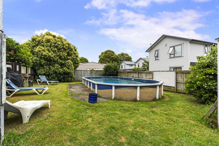 305 Roscommon Road Clendon Park_18