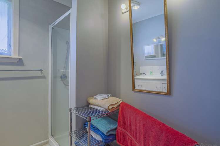 22 Maddren Street Winchester_17