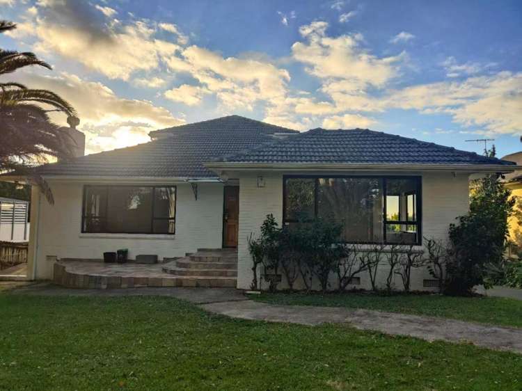 2 Mellons Bay Road_0