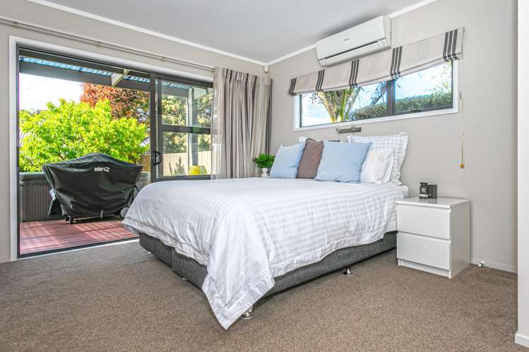 35 Grierson Close Hahei_13