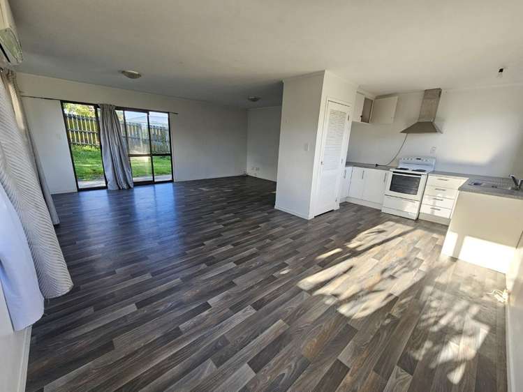 8a Rayma Place Mount Wellington_2