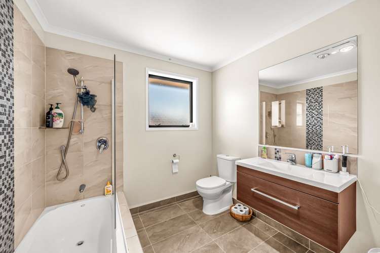 29 Margaret Shields Avenue Aotea_8