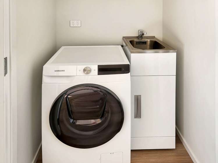 4/11 Lees Grove Wainuiomata_8