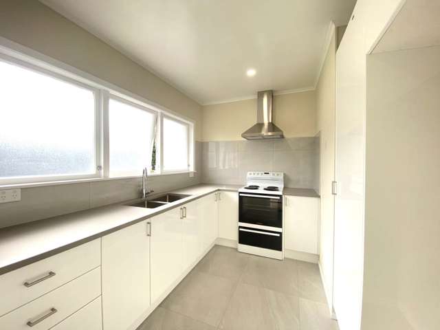 1/58 View Road Mount Eden_4