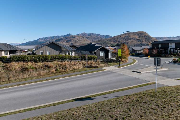 2 Jones Avenue Lower Shotover_3
