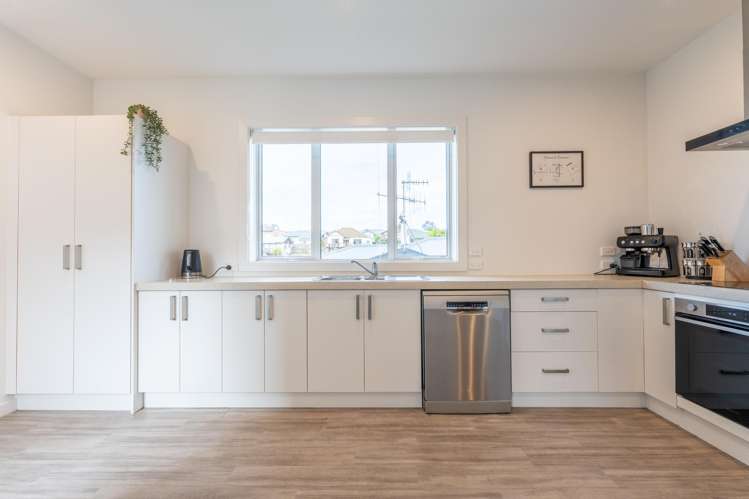 12 Livingstone Street_4