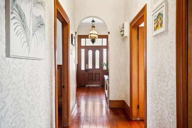 6 Shortland Street Regent_11