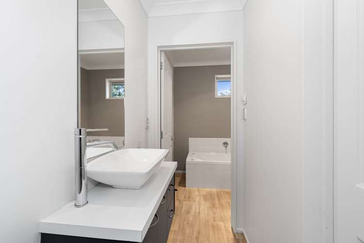 14 Roderick Alleyn Lane Papanui_13