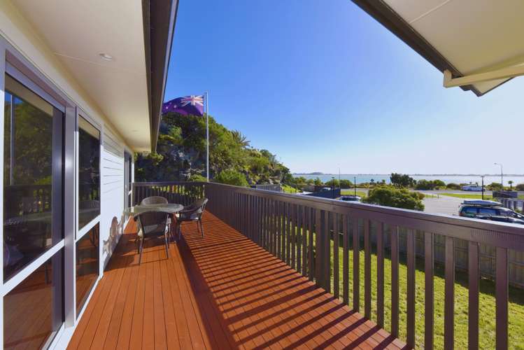 5 Main Road Redcliffs_16