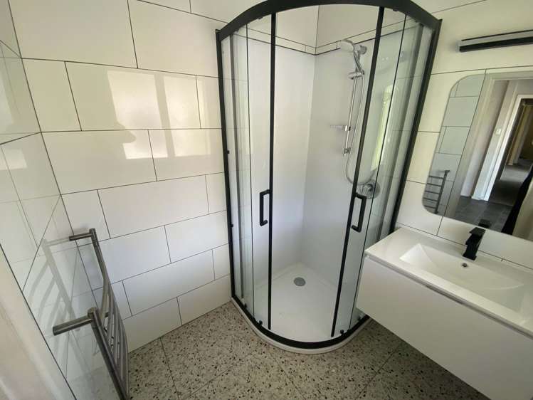 186 Great North Road Te Kamo_10
