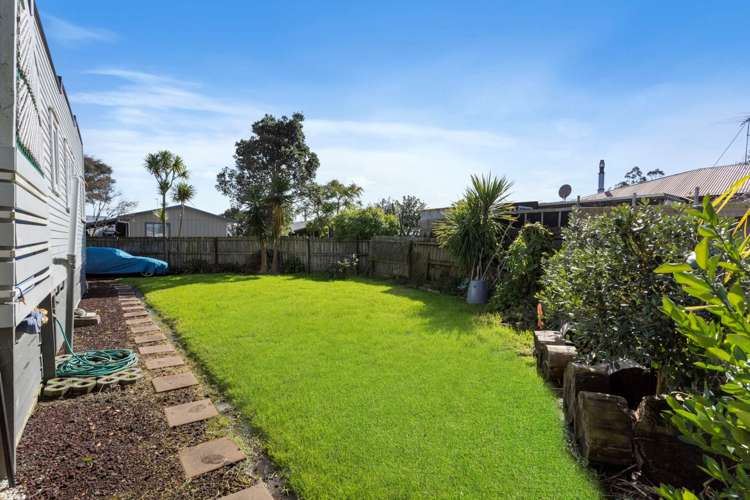 57 Springs Road Parakai_9