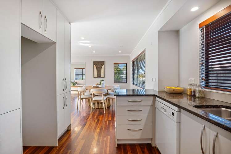 48 Lakeside Drive Orewa_12