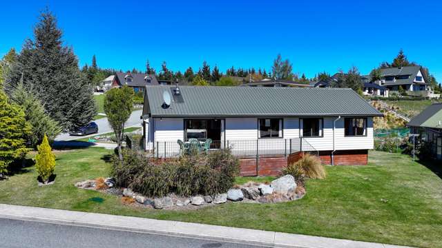Pristine Timeless Haven: Lake Tekapo