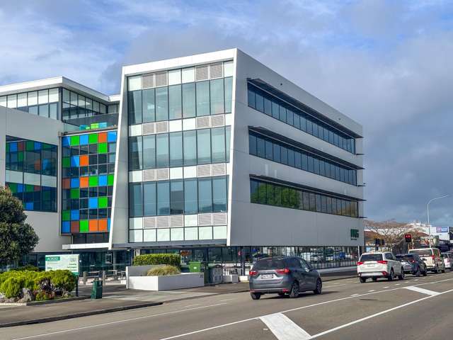 Smart office with city views