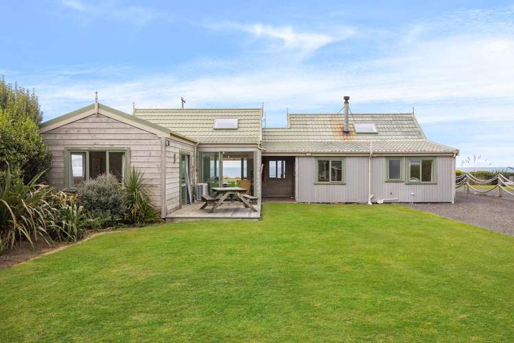 232 Colac Foreshore Road Colac Bay_40