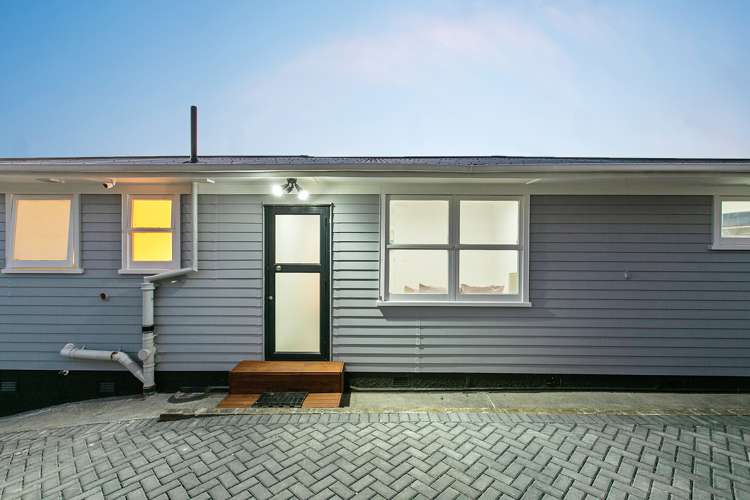 82b Vodanovich Road Te Atatu South_18