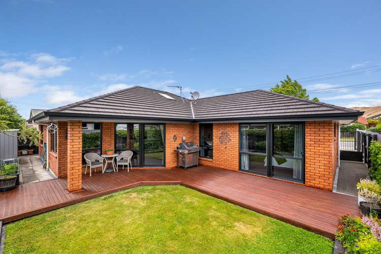 44 Cleghorn Street Redwoodtown_11