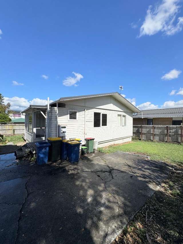 2 bedrooms house at Henderson