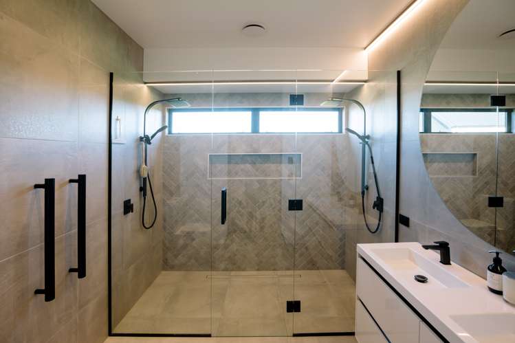 6 Pukeko Grove Cambridge_18