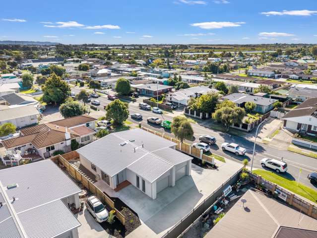 2/11 Landing Road Whakatane_1