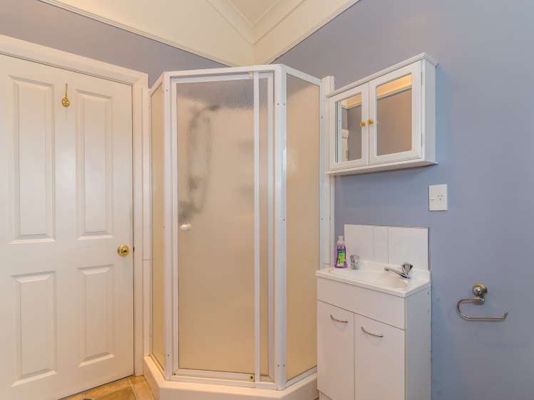 33 Henry Street Ebdentown_16