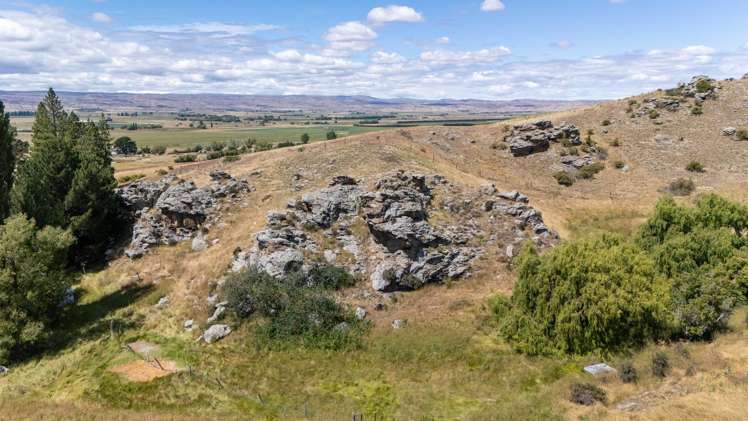 135 McIntosh Road Omakau_34