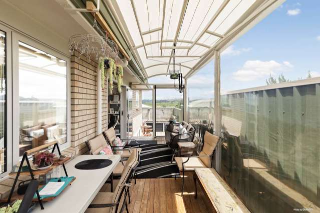 57/8 Village Place Tuakau_4