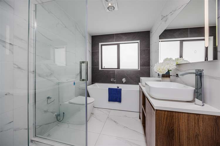 13 Paripari Street Flat Bush_18