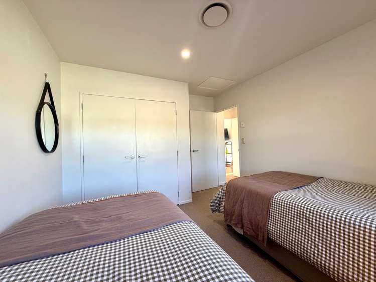 11/12 Stewart Street Raglan_26