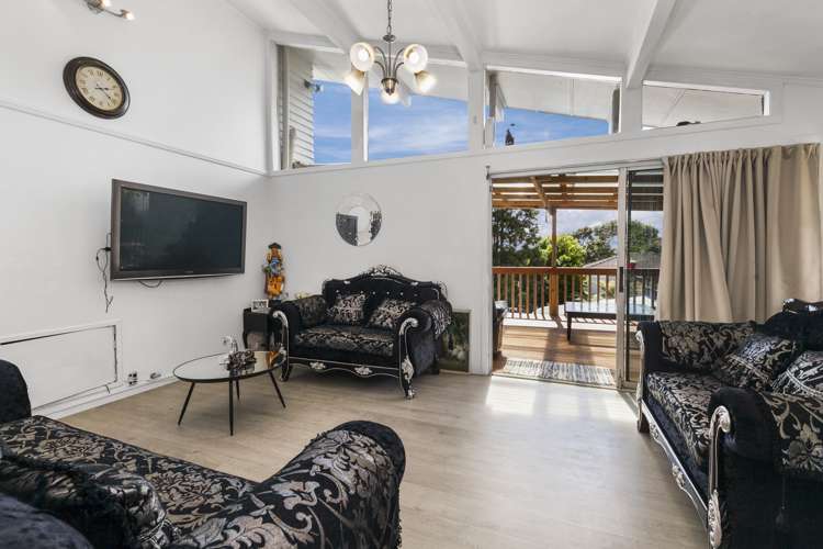 66 Stott Avenue Birkdale_19