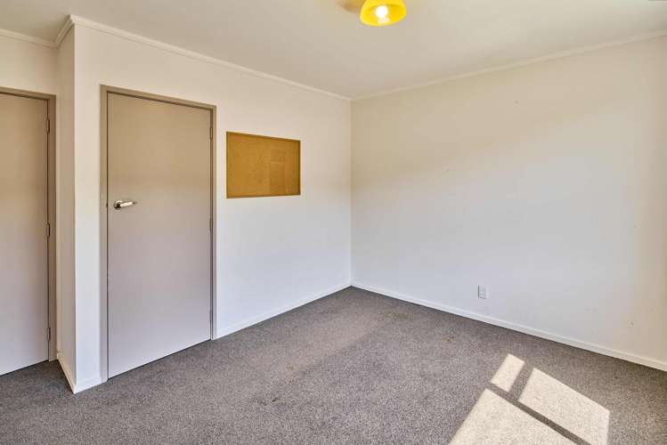 17 Rembrandt Avenue Tawa_9