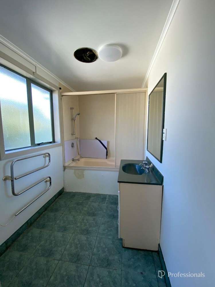 9 Greers Road Weymouth_9