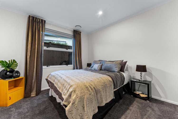 15 Symes Drive Red Beach_14