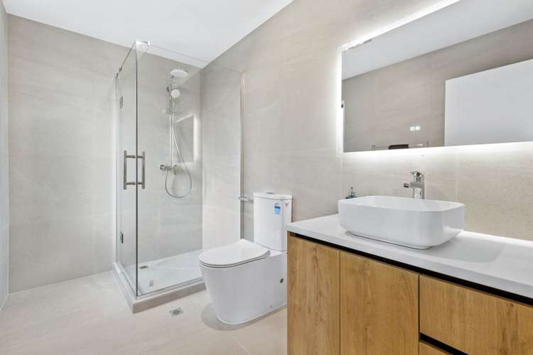 2 Whakatere Lane Hobsonville_12