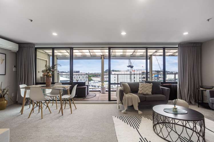 5c/23 George Street Newmarket_2